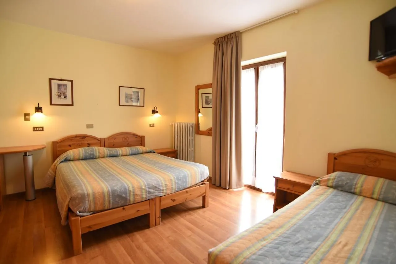 Hotel Albergo Bucaneve Pievepelago